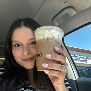 Meet your Posher, Joselin